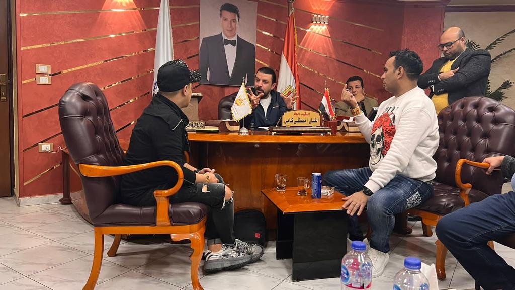 1000144074