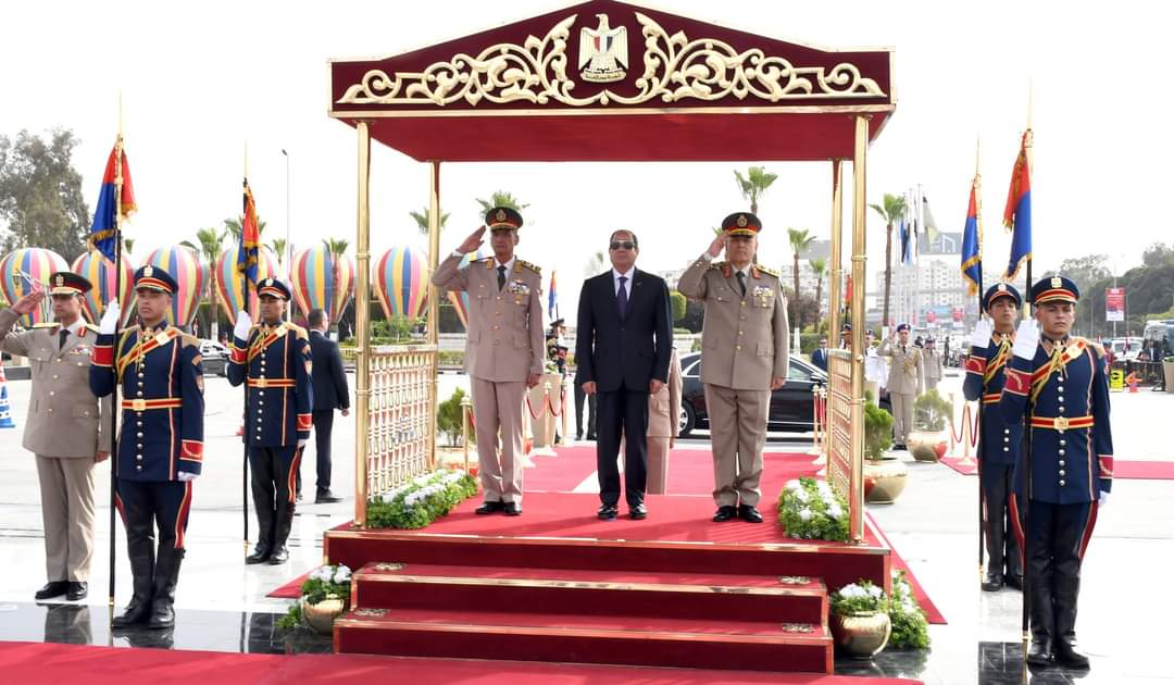 السيد الرئيس 