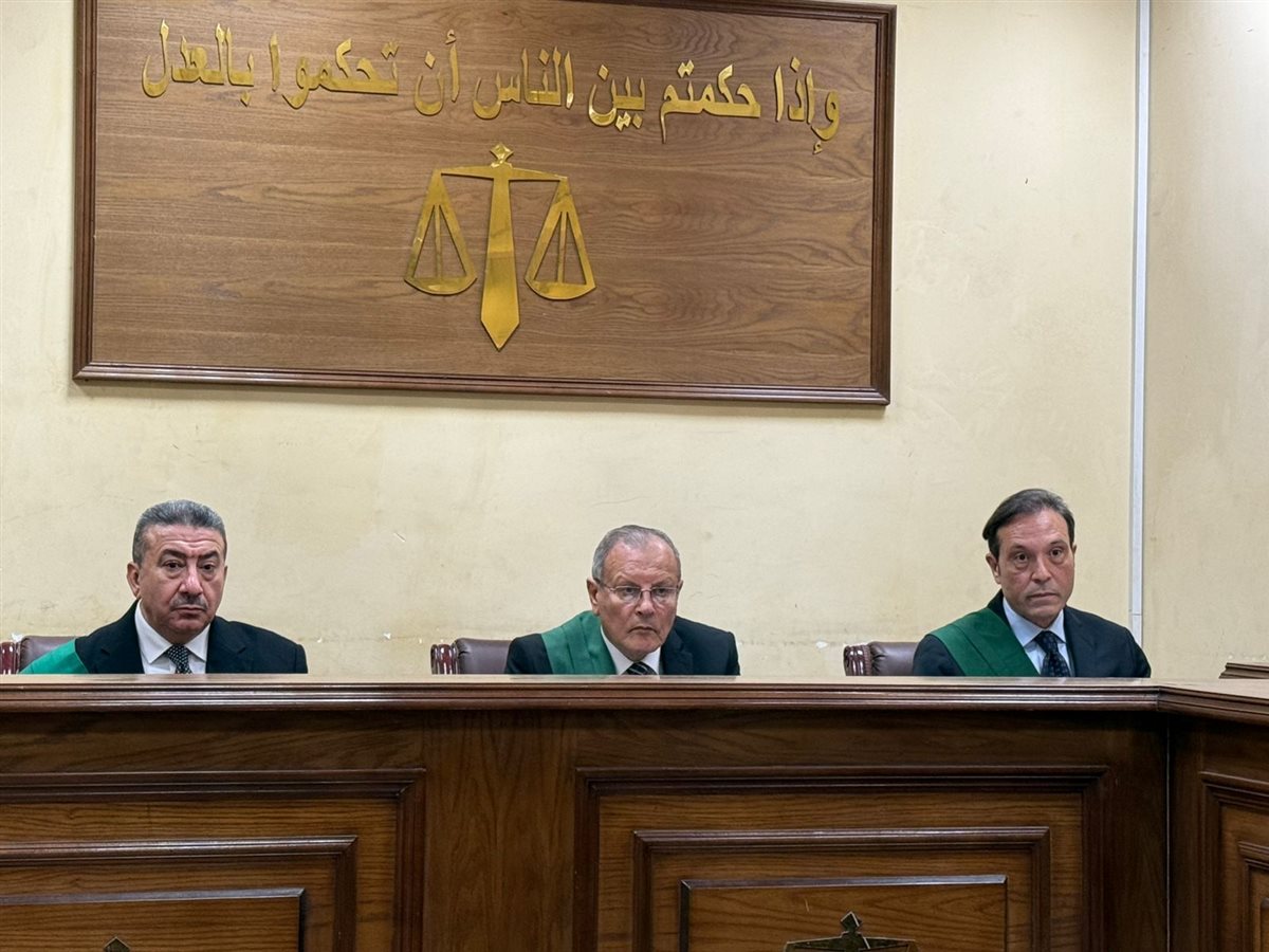 المحكمة برئاسة المستشار حسين مسلم