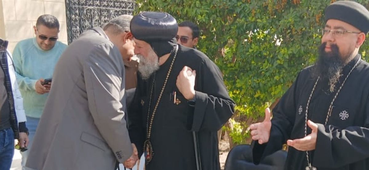 جانب من لقاء الأنبا إيلاريون ورئيس قضاة البحيرة&nbsp;