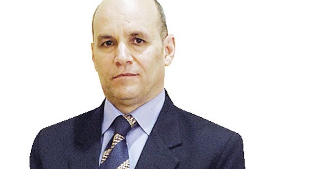 الدكتور عمر سالم