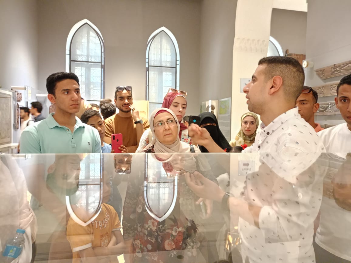 التعرف على القطع الأثرية 