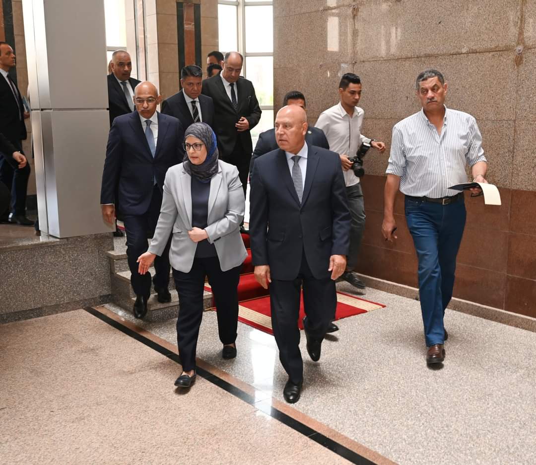 جانب من زيارة هيئة التنمية الصناعية