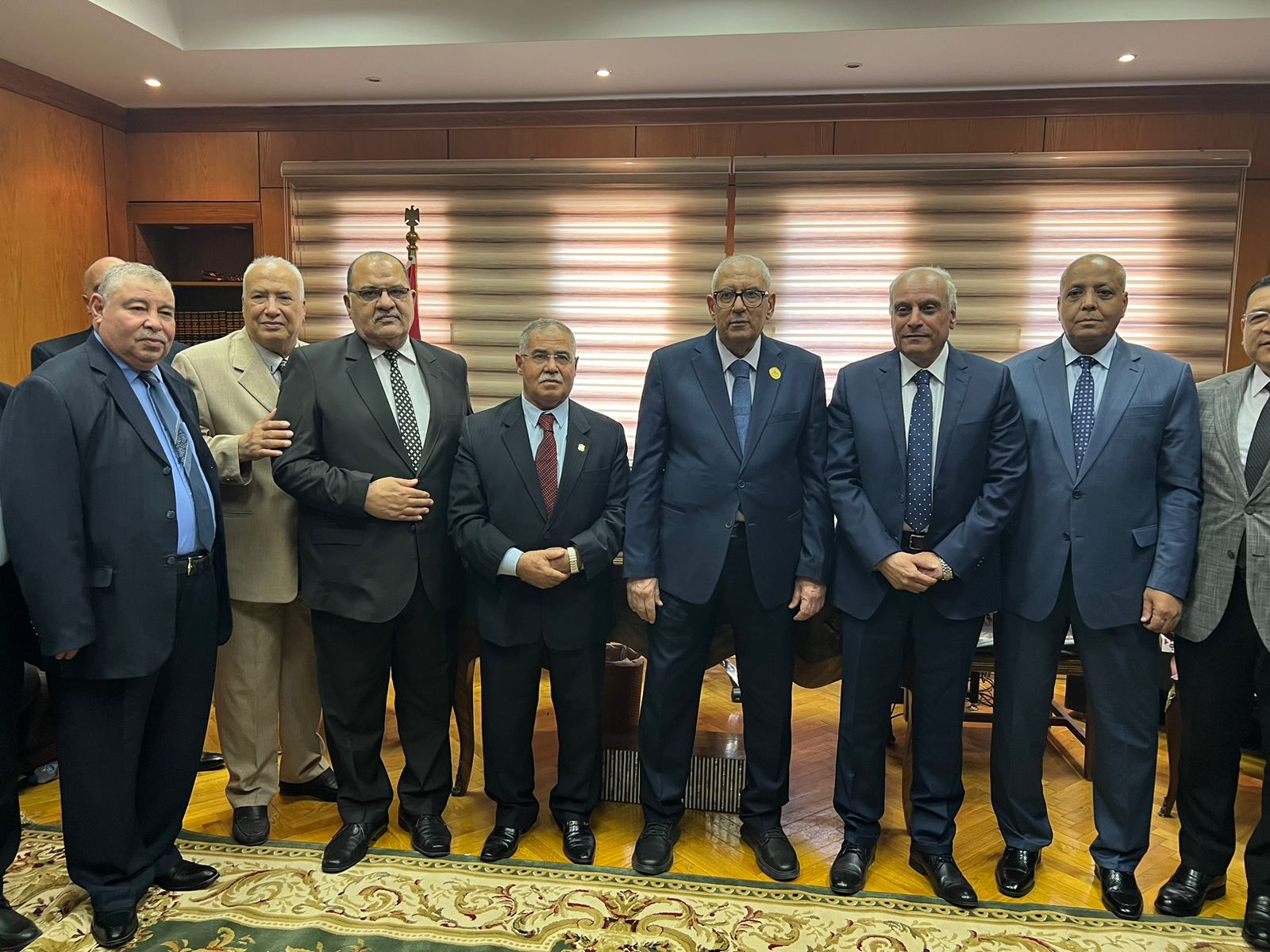 رؤساء المحاكم في صورة تذكارية