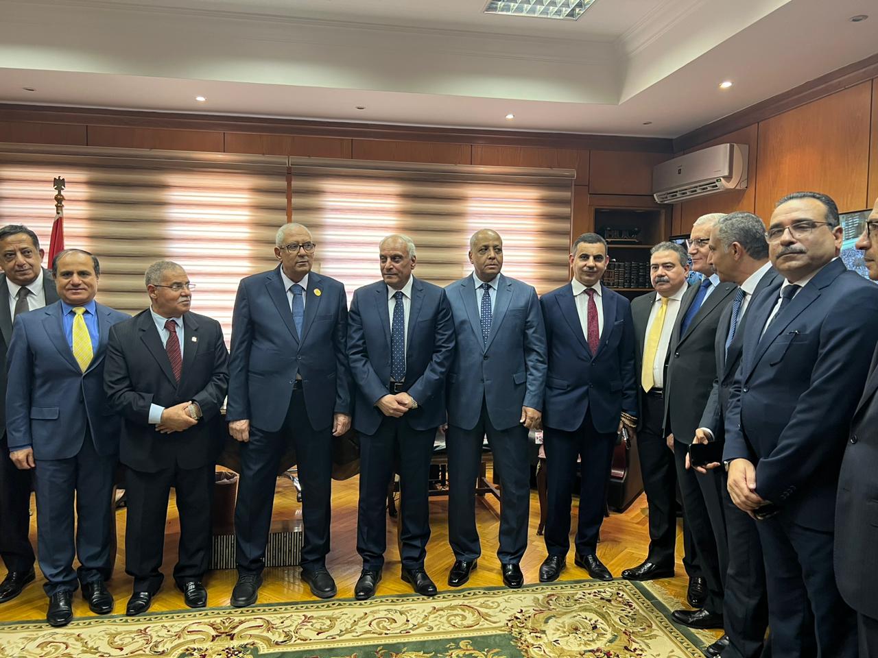 رؤساء المحاكم في صورة تذكارية