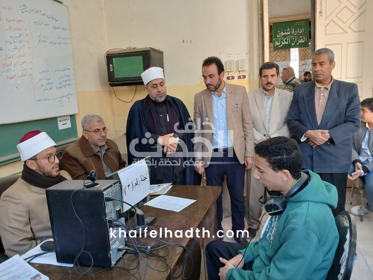 رئيس المنطقة وموفد قطاع المعاهد 