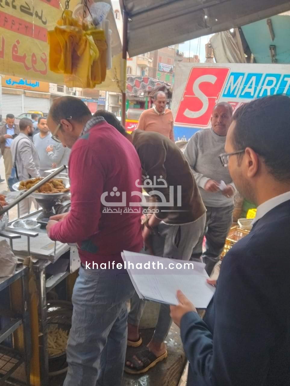 حملات مكثفة لضبط الأسواق بأسيوط 