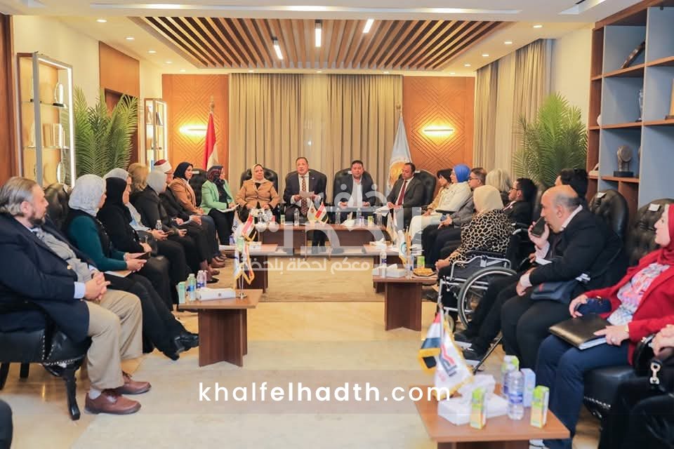 المشاركين بصالون حزب الشعب الجمهوري 
