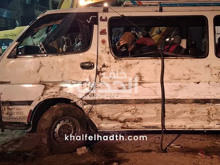 حادثة انقلاب ميكروباص بمحافظة أسيوط 