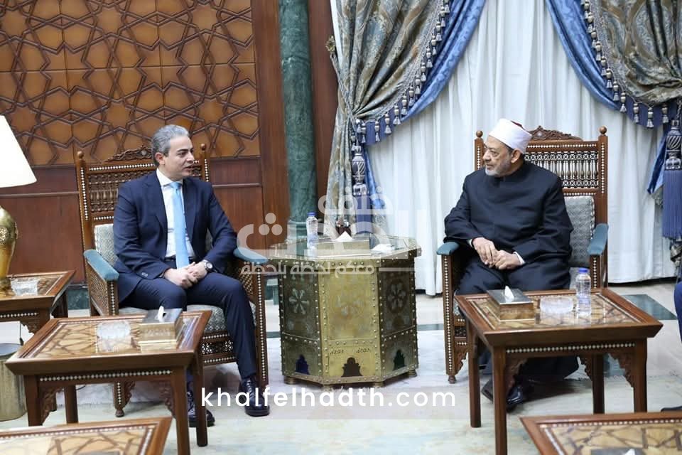 شيخ الأزهر يستقبل نقيب الإعلاميين وعميد إعلام الأزهر 