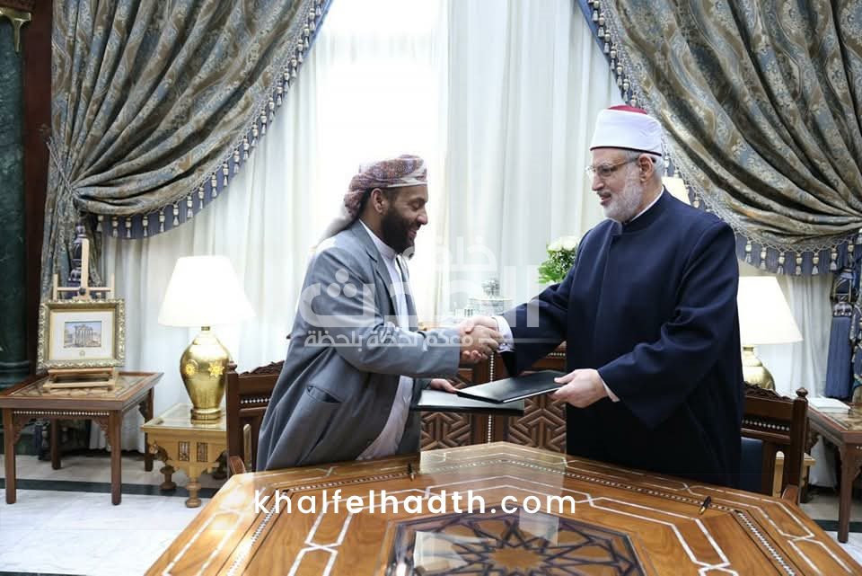 زيارة الوزير اليمني لشيخ الأزهر 