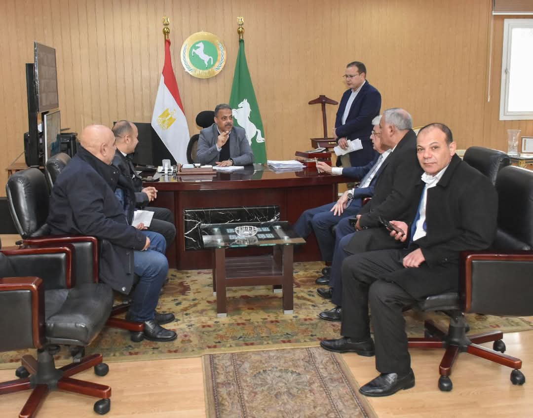 محافظ الشرقية يستقبل أعضاء مجلسي النواب والشيوخ 