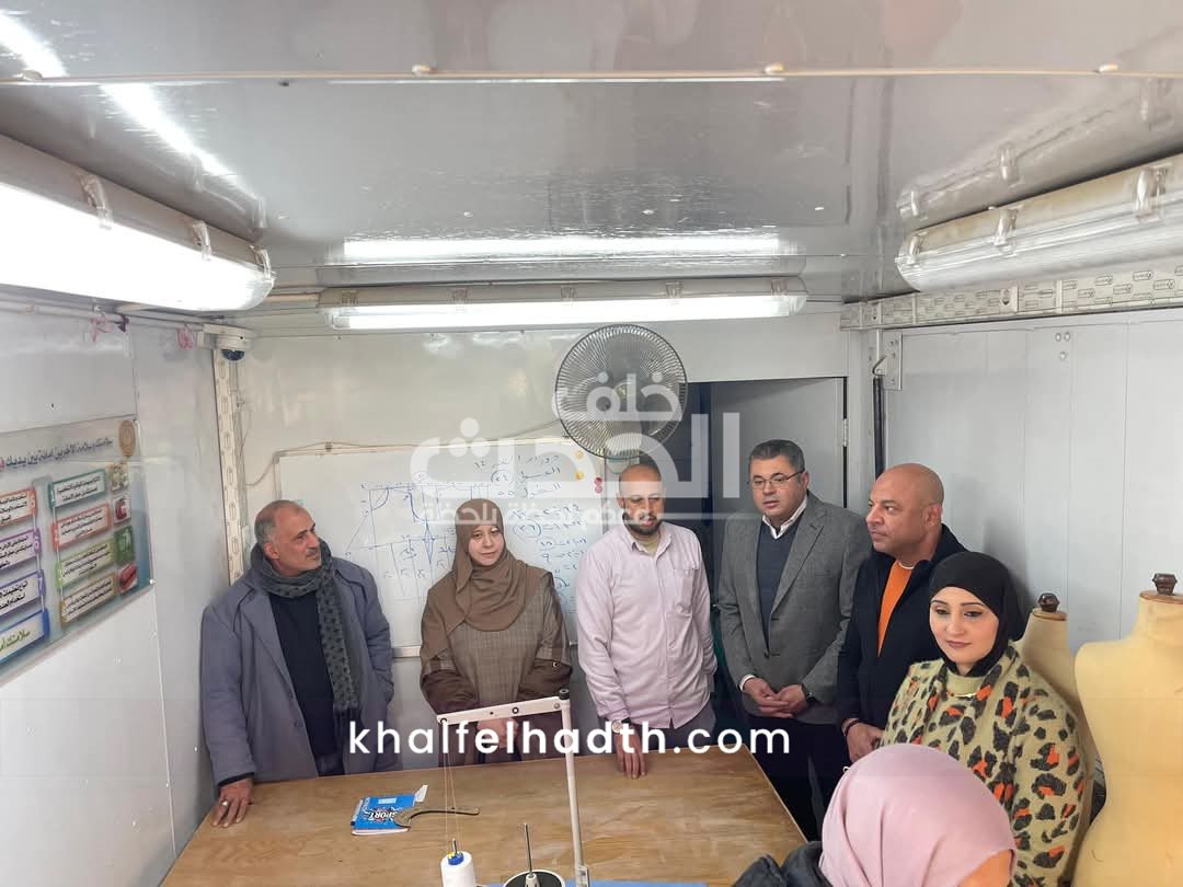 وفد من وزارة العمل يتابع مبادرة 