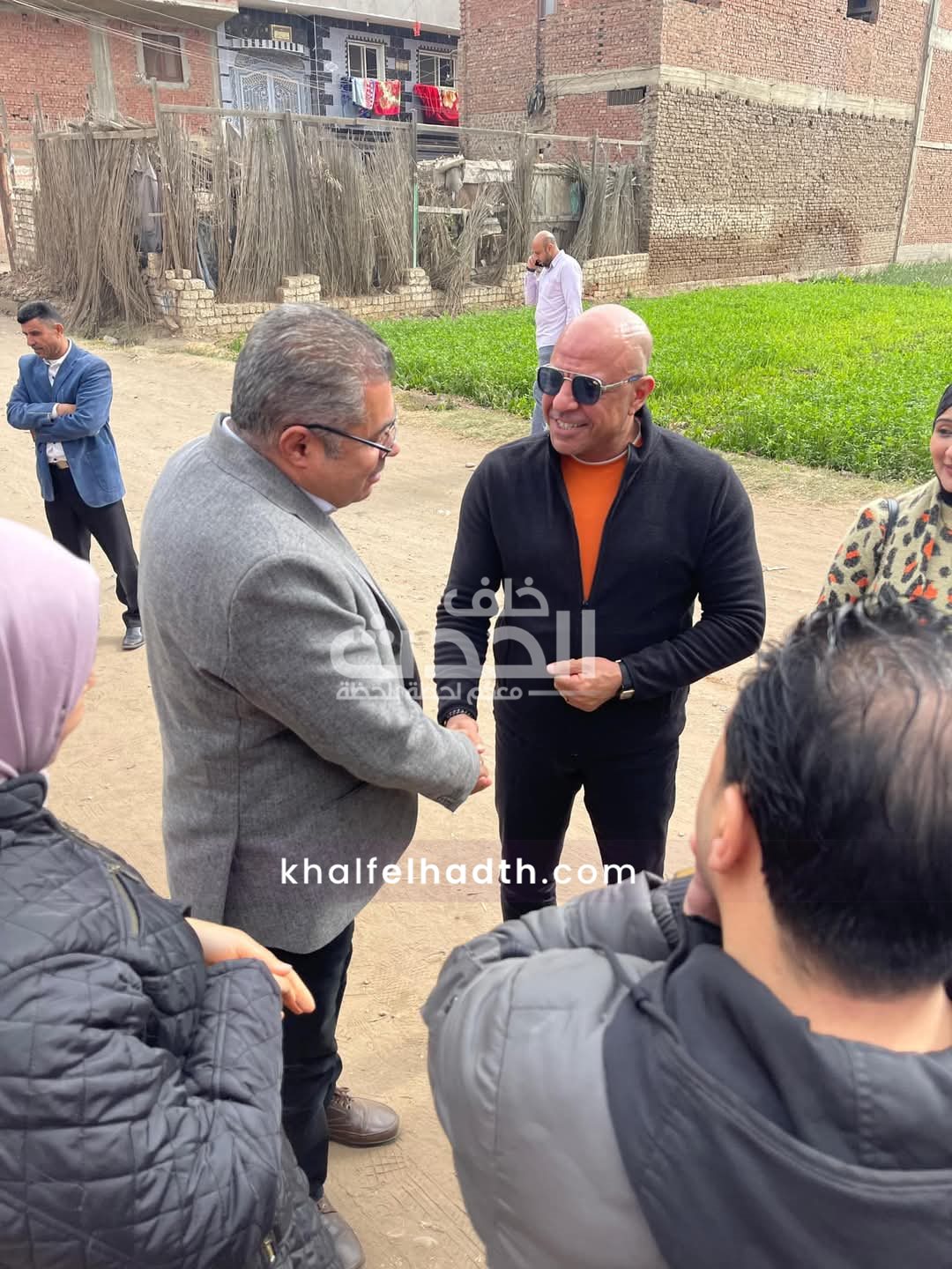 وفد من وزارة العمل يتابع مبادرة 