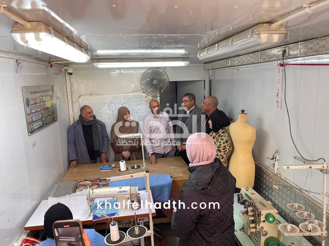 وفد من وزارة العمل يتابع مبادرة 