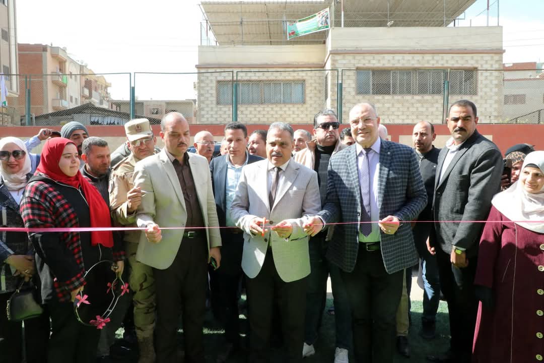 افتتاح معرضي 