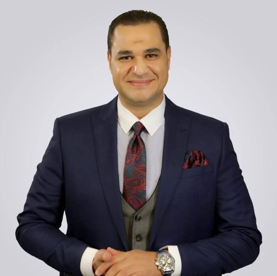 الدكتور أحمد هارون