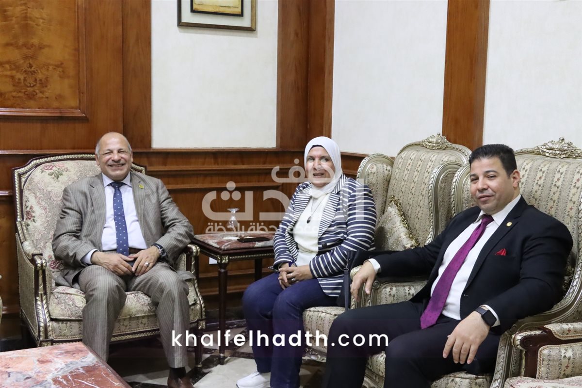 أول أيام خيمة القيادات الشبابية