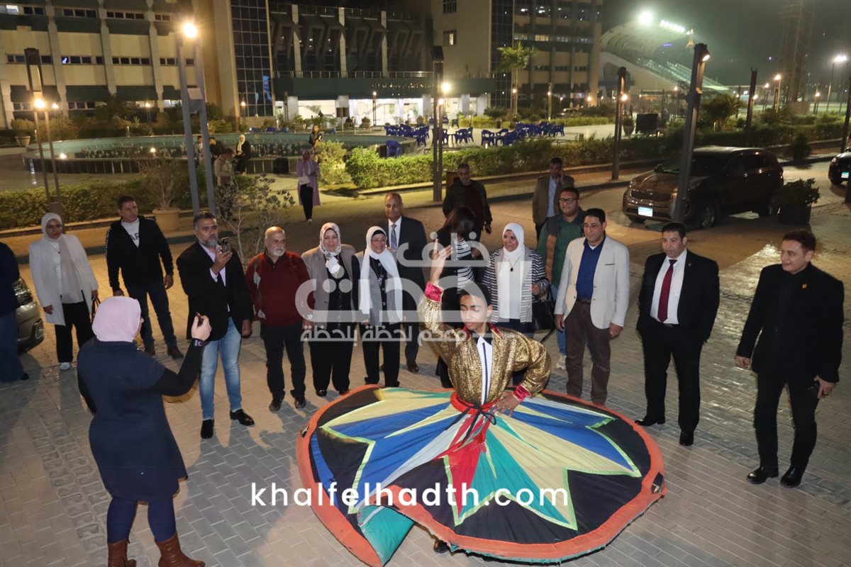 أول أيام خيمة القيادات الشبابية