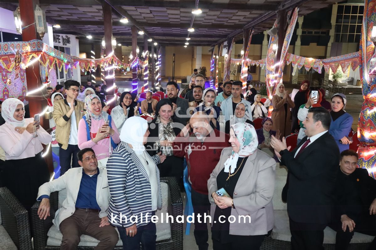 أول أيام خيمة القيادات الشبابية