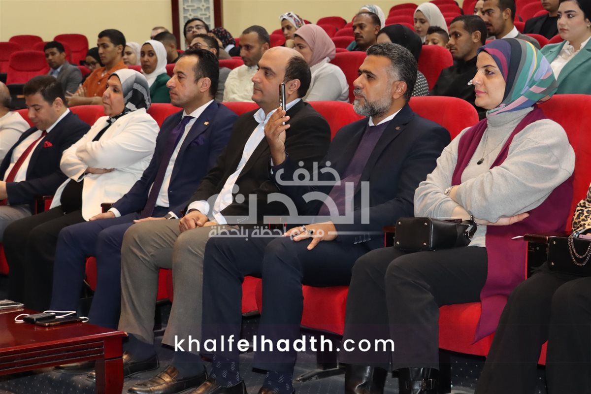 خيمة القيادات الشبابية 
