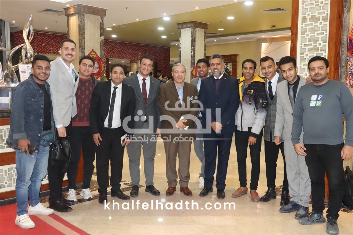 خيمة القيادات الشبابية 