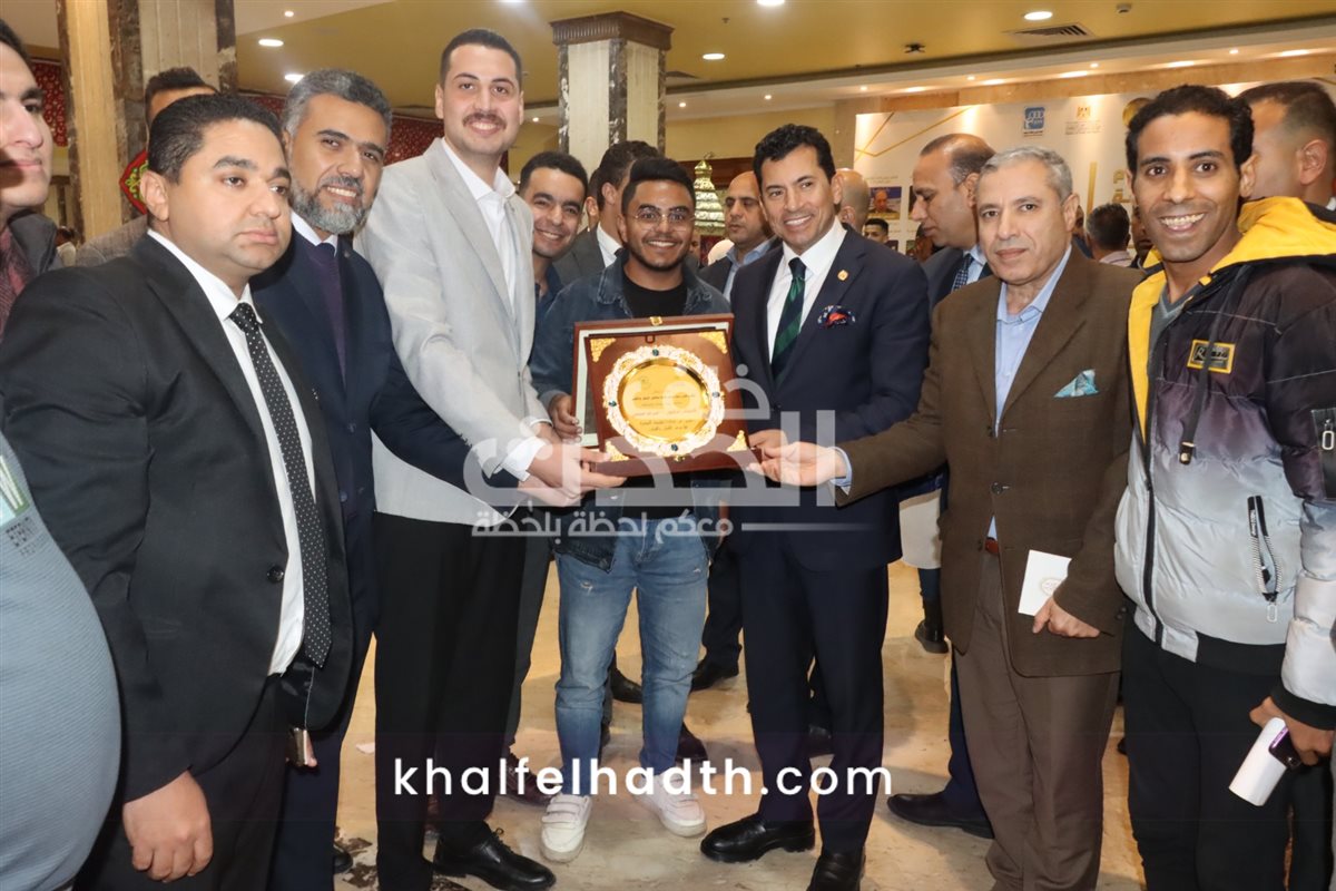 خيمة القيادات الشبابية 