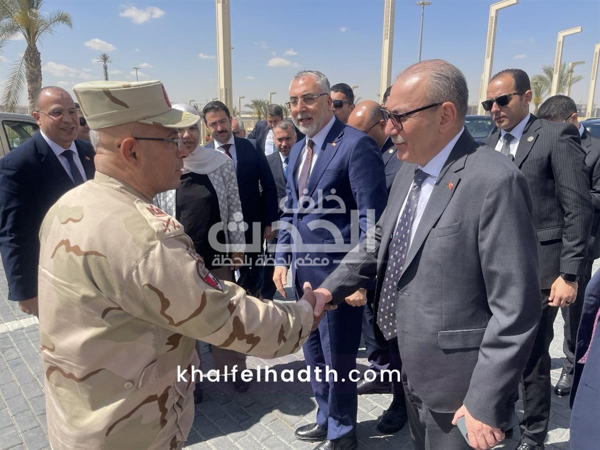 وزير العمل التركي يطوف بين الأهرامات ودار القرآن ويعلن عن مرحلة تعاون جديدة مع مصر
