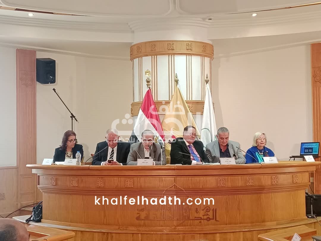 افتتاح مؤتمر 
