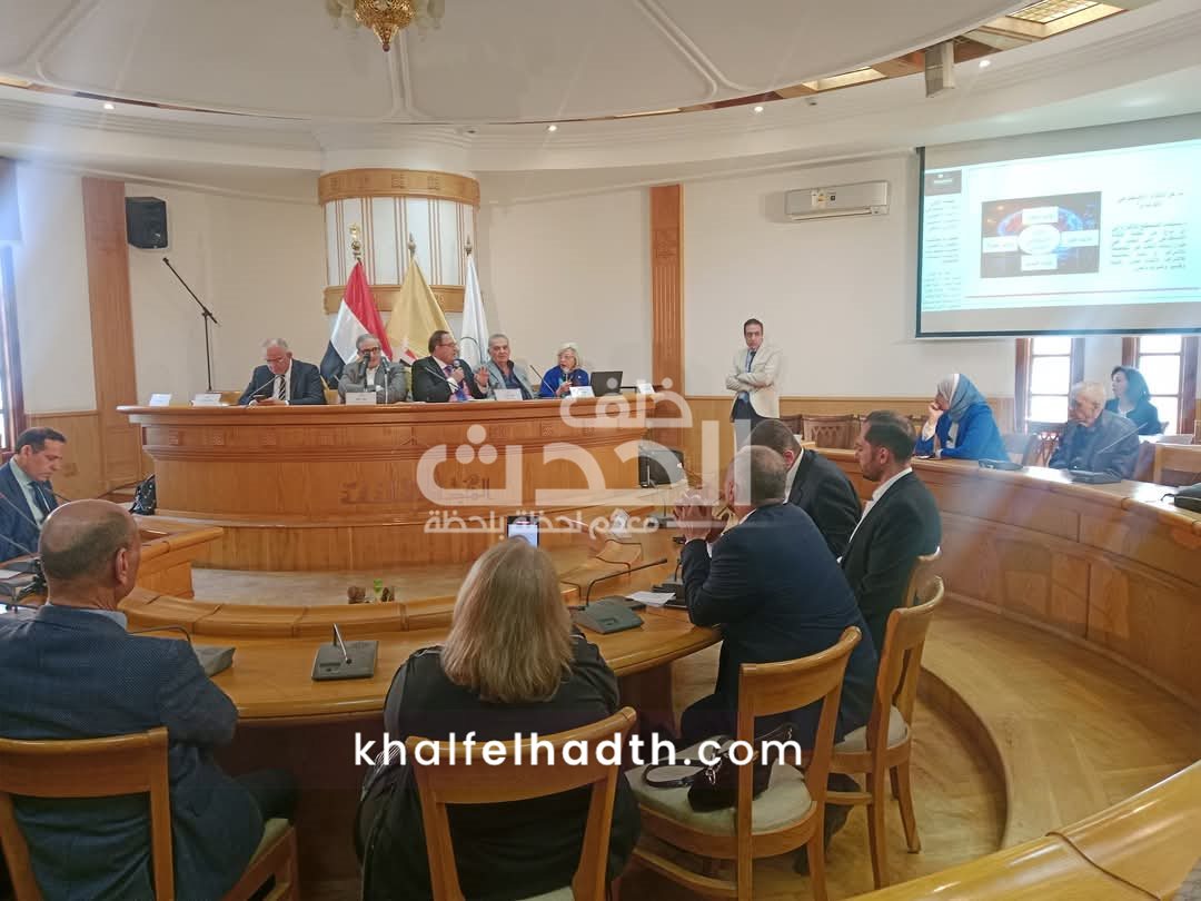 افتتاح مؤتمر 