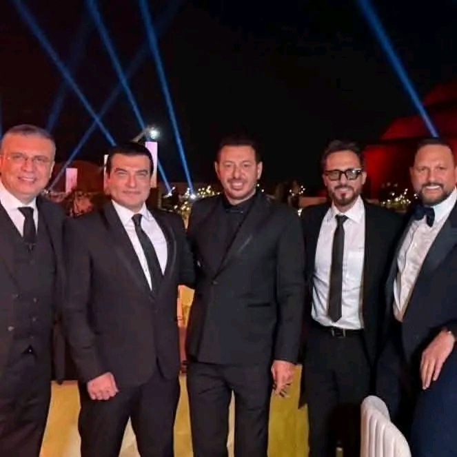 نجوم الفن يتألقون في زفاف ليلى أحمد زاهر وهشام جمال