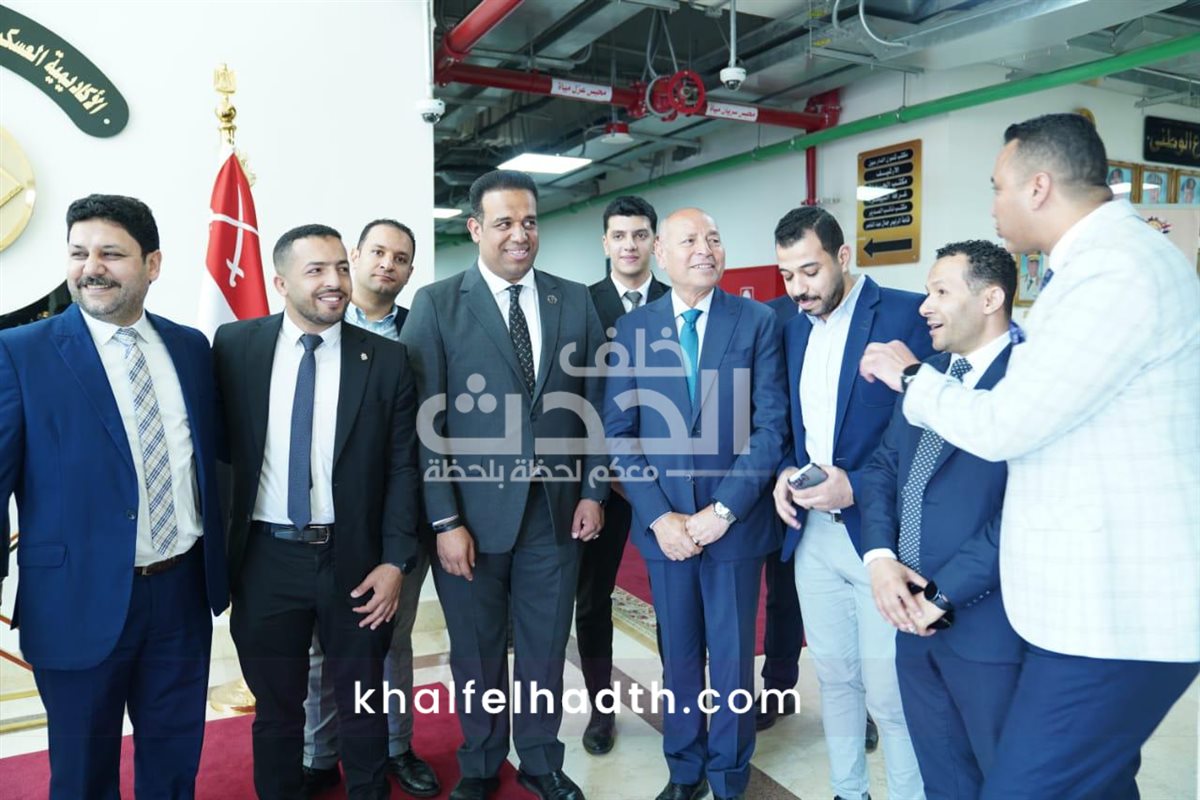  محمد كمال يحصل على زمالة الدفاع الوطني بحضور بارز