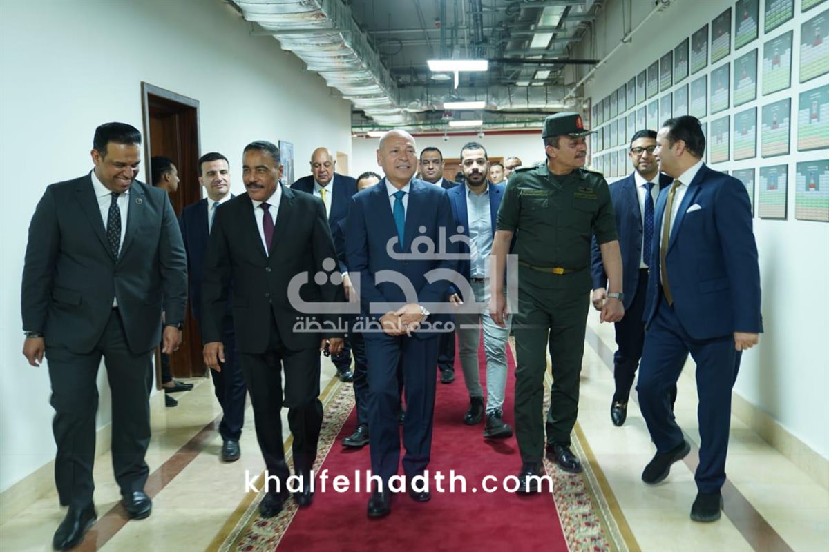  محمد كمال يحصل على زمالة الدفاع الوطني بحضور بارز