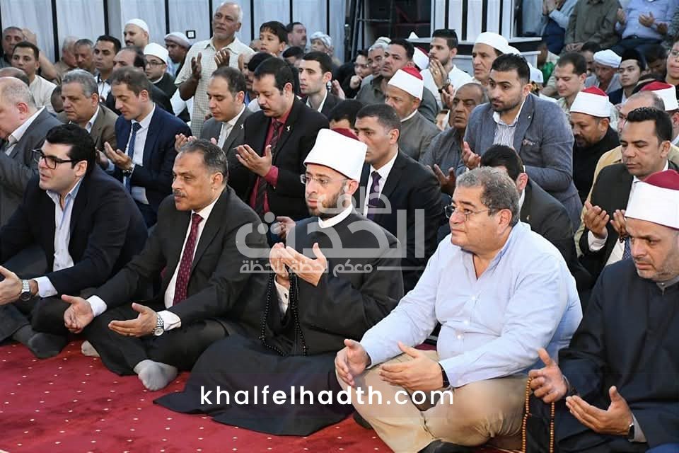 صلاة الجمعة بمسجد الدكتور عبد الحليم محمود شيخ الأزهر الأسبق بقرية السلام بمركز بلبيس