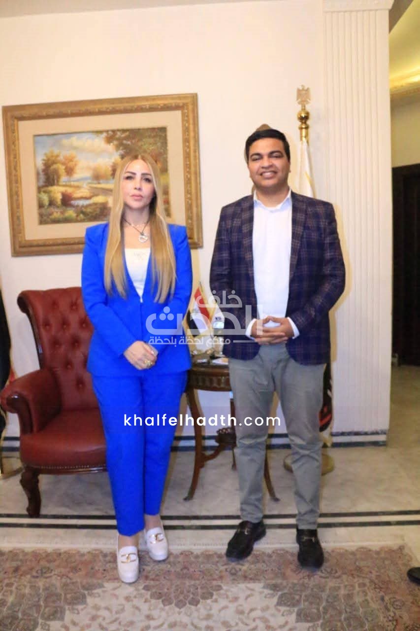زيارة بشبابها إلي حزب مصر أكتوبر 