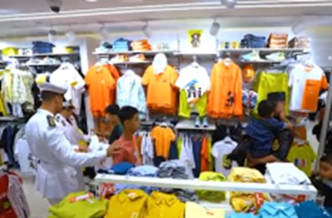 وزارة الداخلية تحتفل بالأطفال الأيتام 