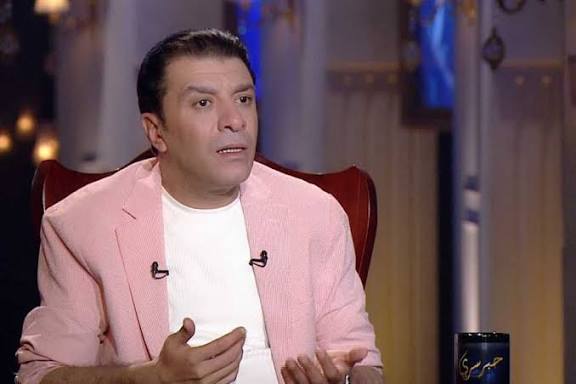 الفنان مصطفى كامل نقيب المهن الموسيقية