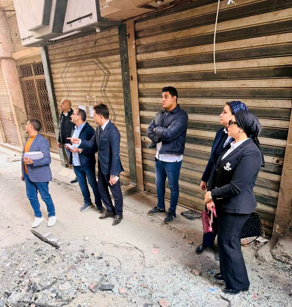 جانب من معاينة النيابة الإدارية لسوق الخواجات&nbsp;