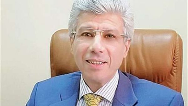 خلف الحدث