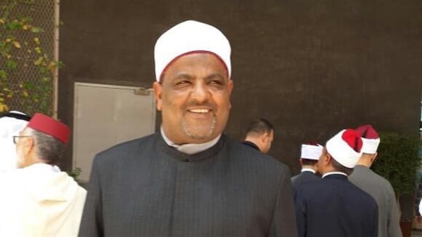 خلف الحدث