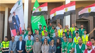 محافظ شمال سيناء يتفقد قافلة مساعدات التحالف الوطني بالعريش