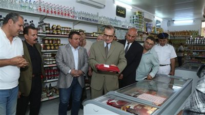 محافظ كفرالشيخ يتابع تطبيق مبادرة رئيس الوزراء في خفض الأسعار الأساسية