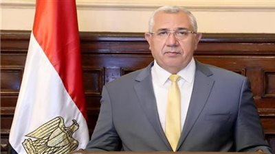 نيابة عن الرئيس.. وزير الزراعة يشارك في المنتدى العالمي للغذاء بروما
