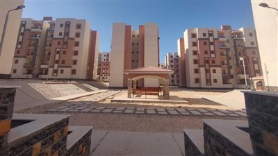 وزير الإسكان:  2 مليار جنيه إجمالي الاستثمارات بمدينة غرب قنا الجديدة 