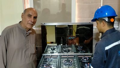 إطلاق خدمة الغاز الطبيعى لأول مرة بقريتى بحر البقر 2 و4