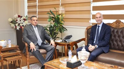 وزير التنمية المحلية يؤكد عمق وقوة العلاقات الاستراتيجية التي تربط مصر وفرنسا