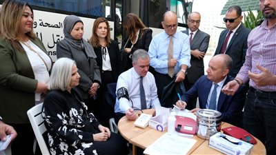 حملة للتبرع بالدم لموظفي الأمانة العامة لجامعة الدول العربية لانقاذ سكان غزة