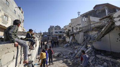 وقود المستشفيات ينفد.. والأونروا تحذر من وقف عملياتها في غزة