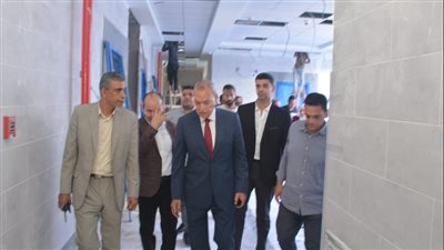 محافظ القليوبية يتفقد عددًا من المنشآت الطبية بشبين القناطر ضمن 