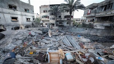 قوات الاحتلال تشن غارة برية قصيرة على غزة قبل توغل المتوقع